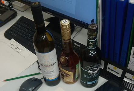 На фальшивку жительница Новосибирска собиралась купить алкоголь